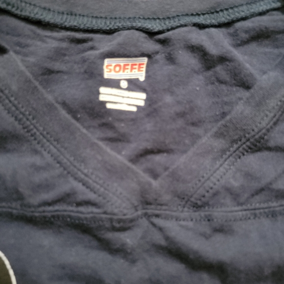 Ladies Mickey Mouse size small Chicago Bears  t-shirt. Disney original. - Picture 7 of 7